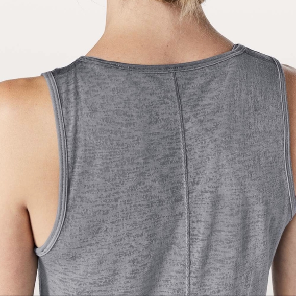 Lululemon Breeze Through Twist TankNebula (First Release) - size 4 - Picture 4 of 9